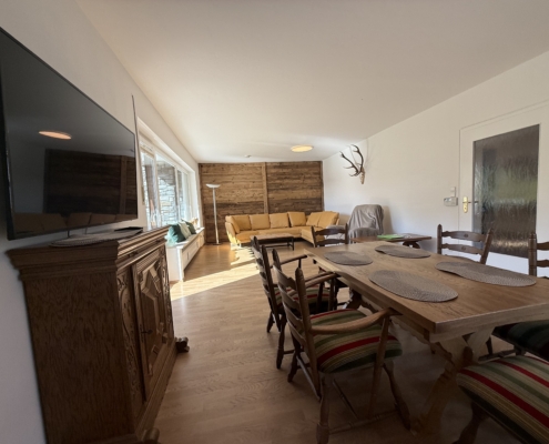 RB10 Wohnzimmer Essplatz